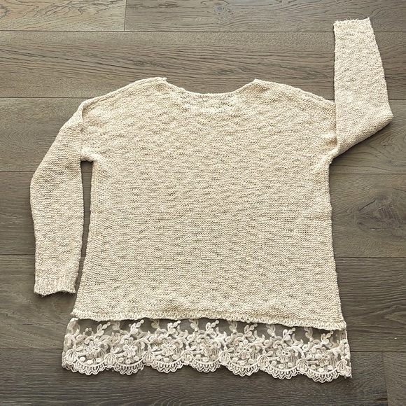 Venus Oatmeal Loose Knit Lightweight Sweater with Lace Detailing on Bottom-Small - Picture 2 of 4